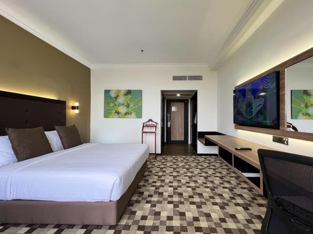 Impiana Hotel Ipoh Exterior foto